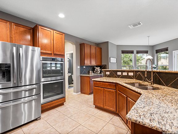 5th image of 4538 Bexley Trail