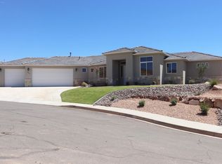 1034 E High Noon Cir, Washington, UT 84780