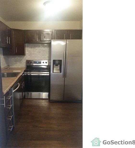 1st image of 4260 W Ford City Dr APT 104