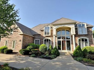 20910 W 96th Ter, Lenexa, KS 66220