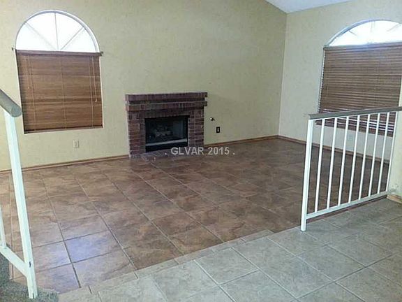 3rd image of 763 Charwood Cir