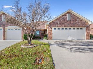 9102 Darby Ln, Woodway, TX 76712