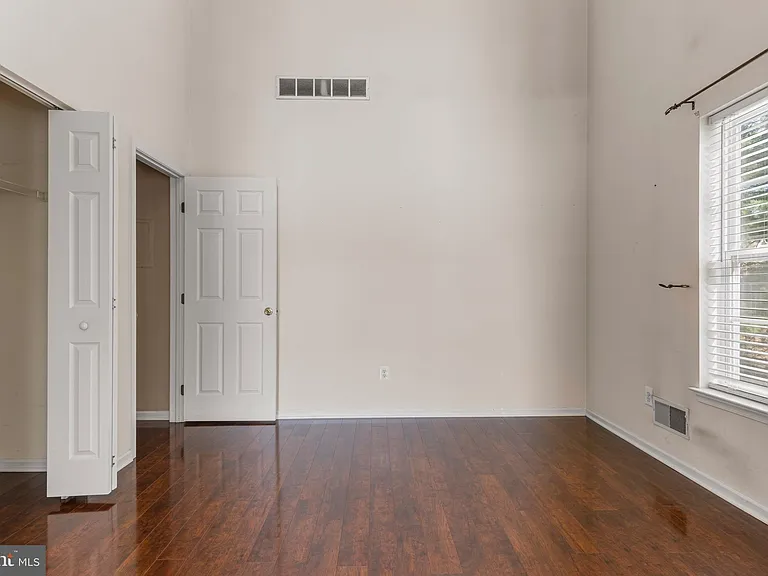 312 Riverbirch Cir #802 — Photo 9