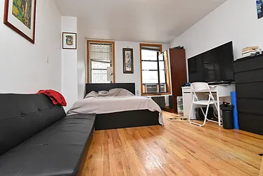 Rented by Ledvech Group