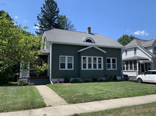 95 Woodmont St, West Springfield, MA 01089