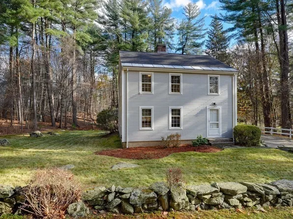 2 Witter Ln, Millbury, MA 01527