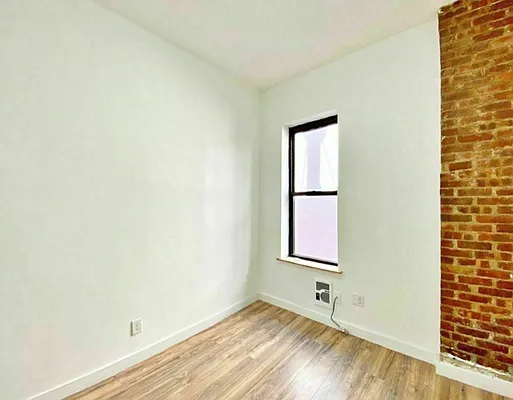 Rented by Corcoran | media 17