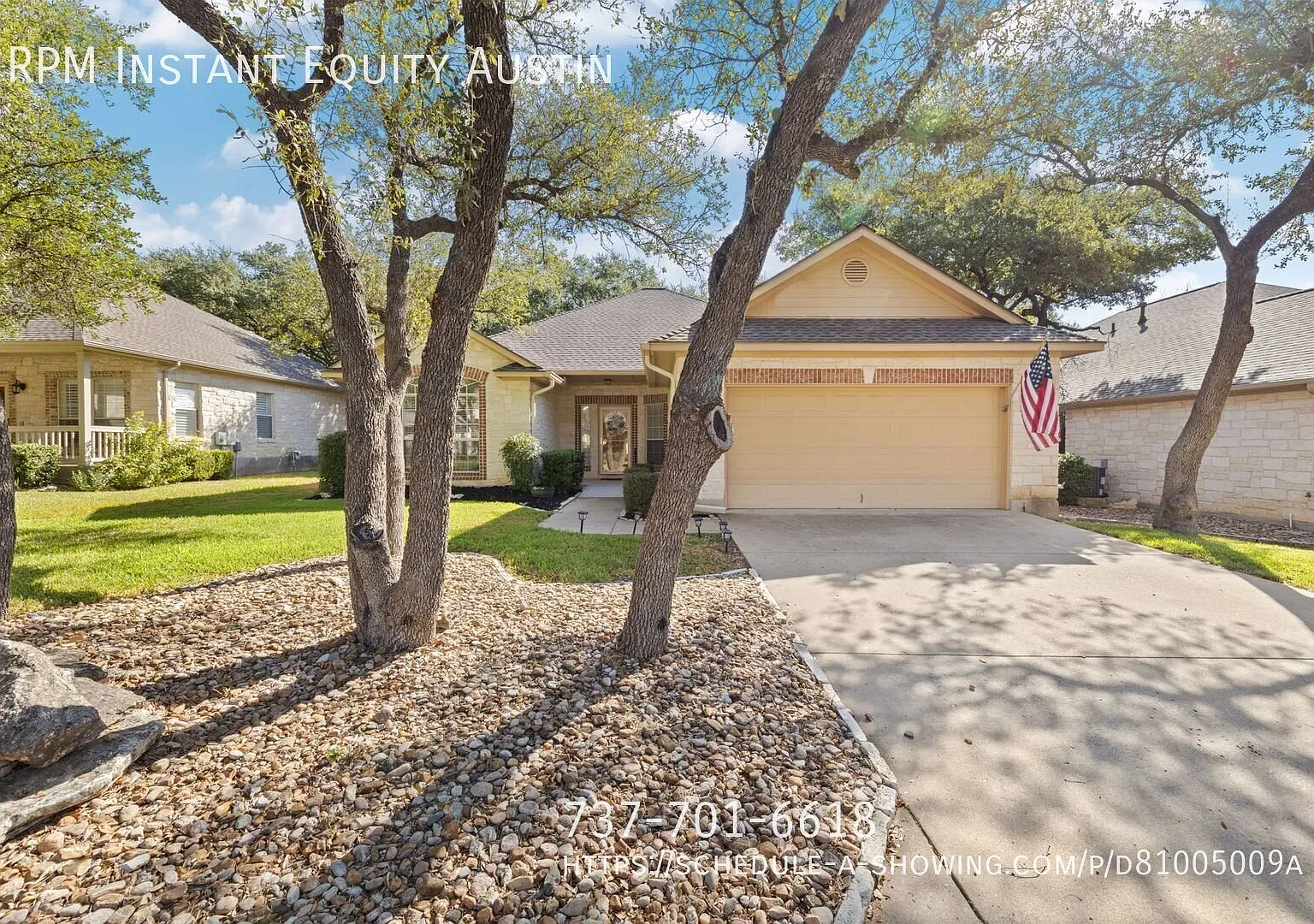 Beautiful home in Texas Traditions — Photo 1