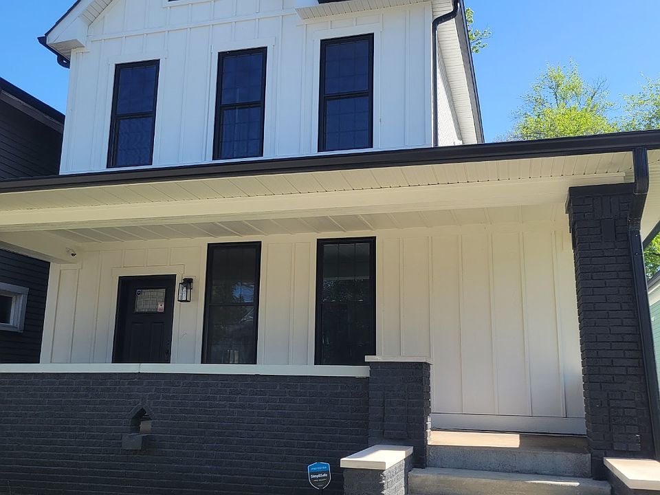 405 Sanders St