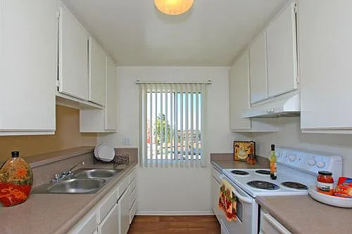 5025 E Pacific Coast Hwy — Photo 14
