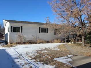 201 Deuel St, Lewellen, NE 69147