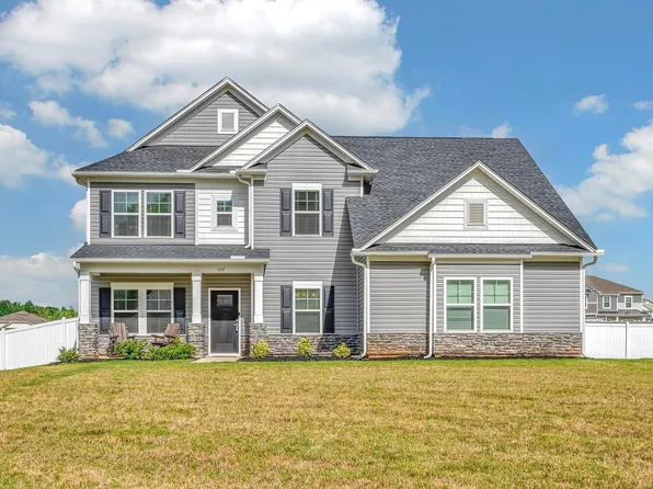 1152 Melford Ave, Wellford, SC 29385