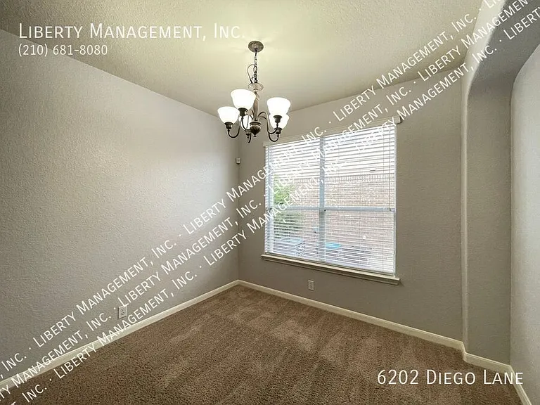 6202 Diego Ln — Photo 7