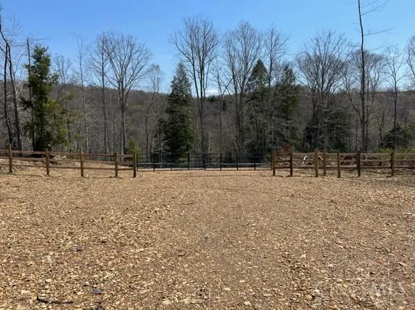 140 Henley Comstock Rd, Mc Dermott, OH 45652