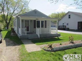 2799 Grant Rd, Rochester Hills, MI 48309