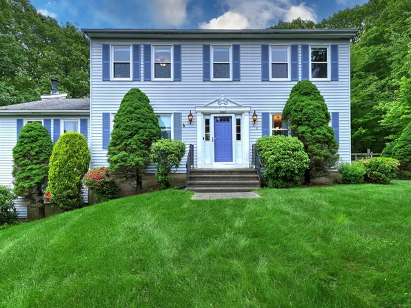 22 Cheryl Lane, Prospect, CT 06712
