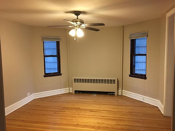 5th image of 4247 N Damen Ave #1