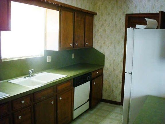 2nd image of 8207 Twin Hills Dr