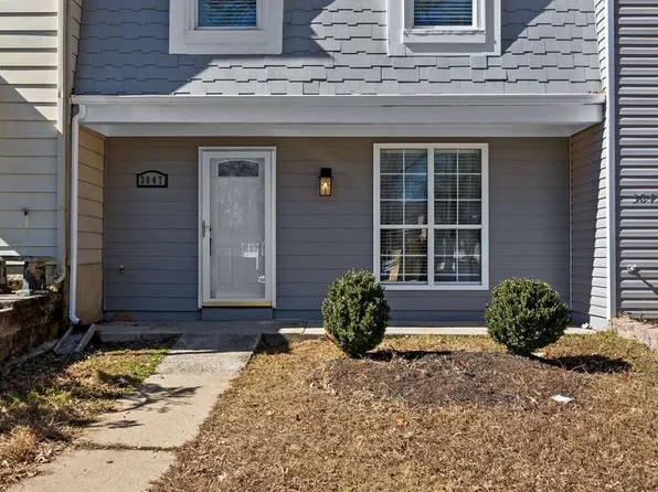 3047 Shadow Walk Ln, Tucker, GA 30084