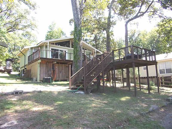 2nd image of 299 W Pinewood