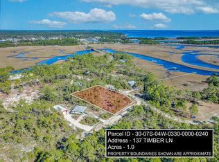 137 Timber Ln, Carrabelle, FL 32322