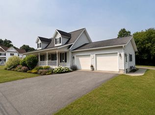 24 Broad Ln, Au Sable Forks, NY 12912