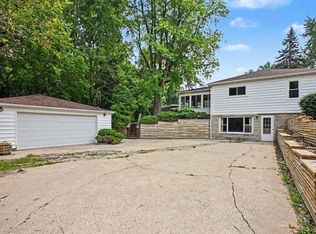 170 S 325th, Warsaw, IN 46582