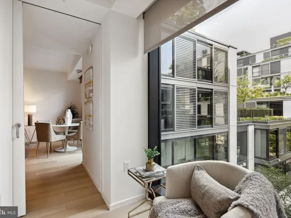 925 H St NW APT 607, Washington, DC 20001