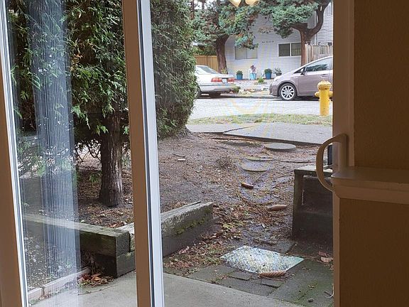 Ground floor unit patio