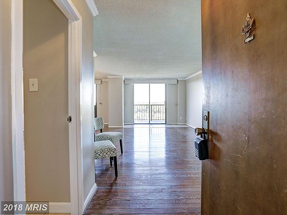 4th image of 7420 Westlake Ter APT 1508
