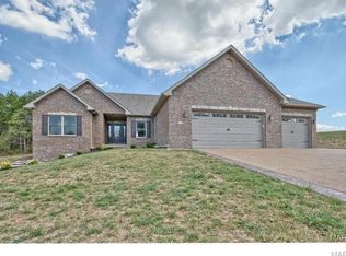 139 Cedar Berry Dr, Washington, MO 63090