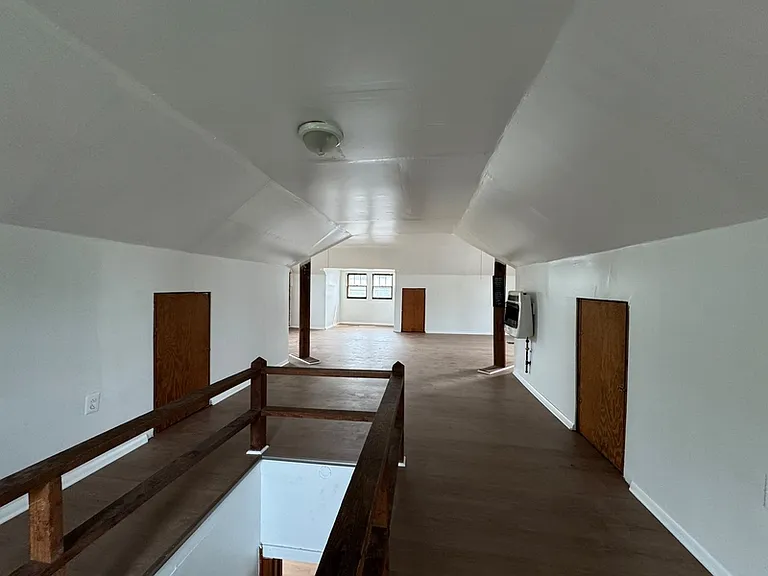 11125 Cloverlawn Ave — Photo 12