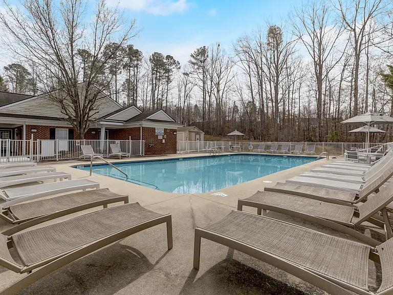 Forest Glen Apartments — Photo 5