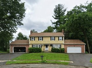1 Lorraine Ct #1, Bloomfield, CT 06002