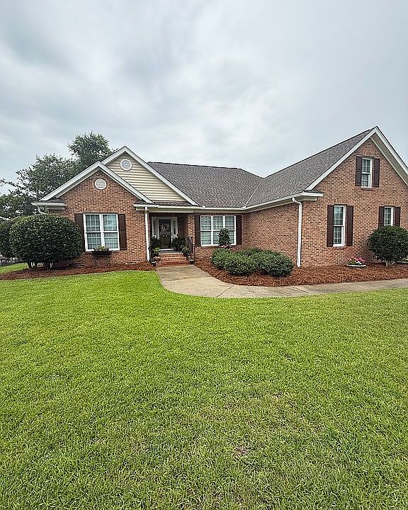 1st image of 412 Bridle Cir