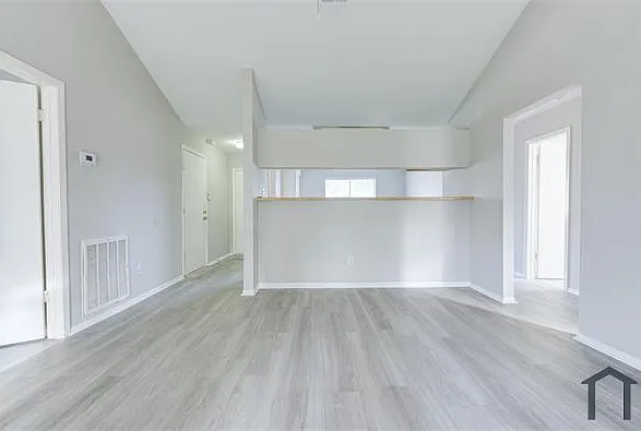 20135 Telegraph Square Ln — Photo 7