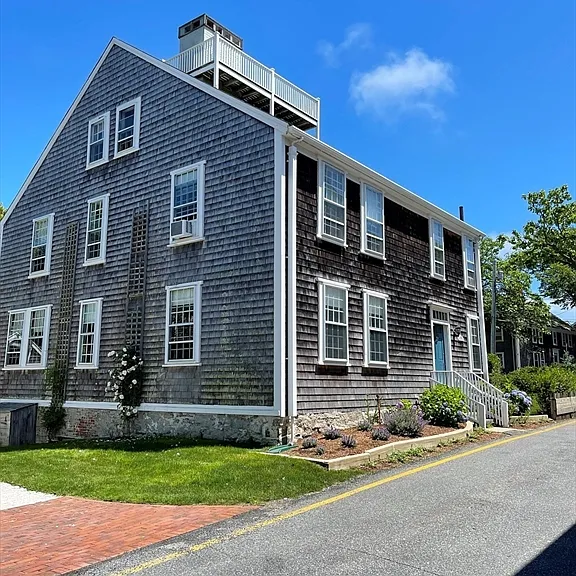 4 Traders Ln — Photo 2