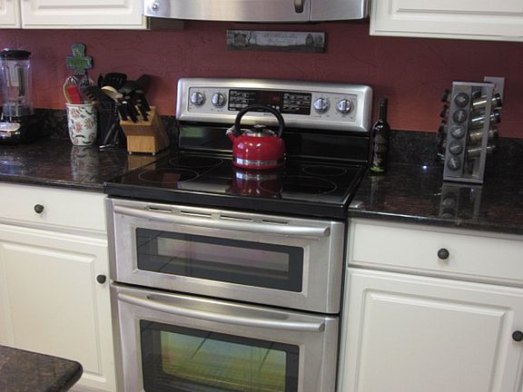 Double oven range