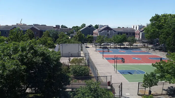 Rented by Signature Property Realty | media 32