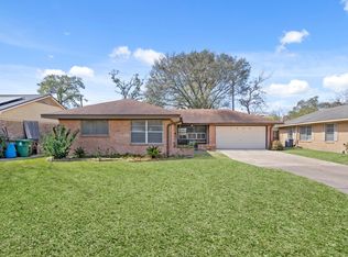 1409 Conrad Sauer Dr, Houston, TX 77043