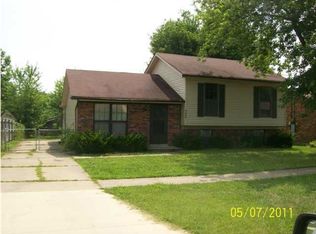 9807 Turnpike View Dr, Louisville, KY 40229