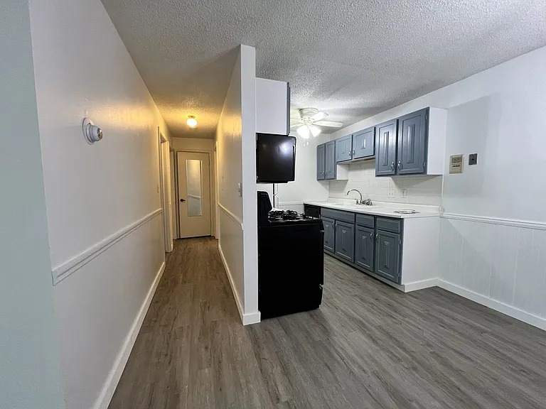 255 Elmwood Ave #205 — Photo 6