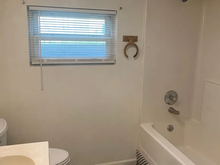 730 Hightop Rd — Photo 14