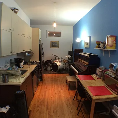 Rented by Nooklyn NYC LLC | media 34