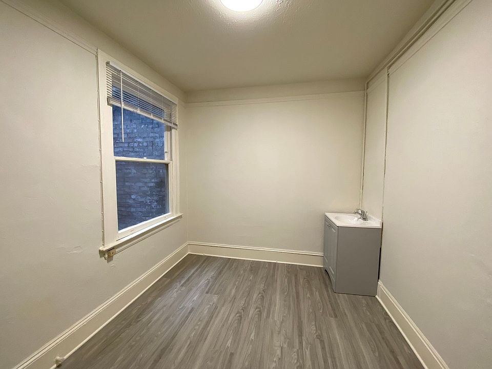 1st image of 666 Sacramento St #9