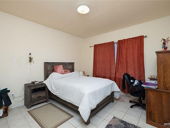 5th image of 6313 N 20th St