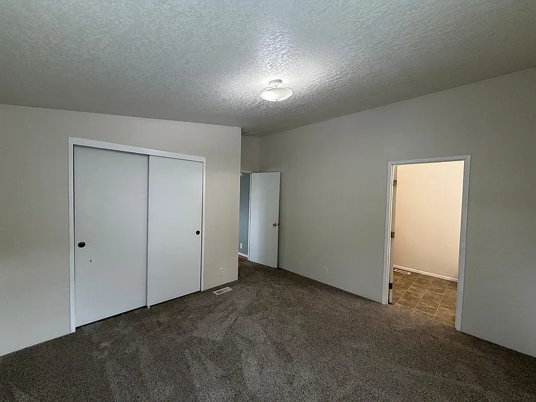 175 S 69th Pl — Photo 12