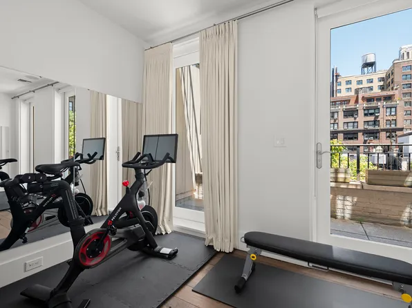 35 East 63rd Street image 23 of 25