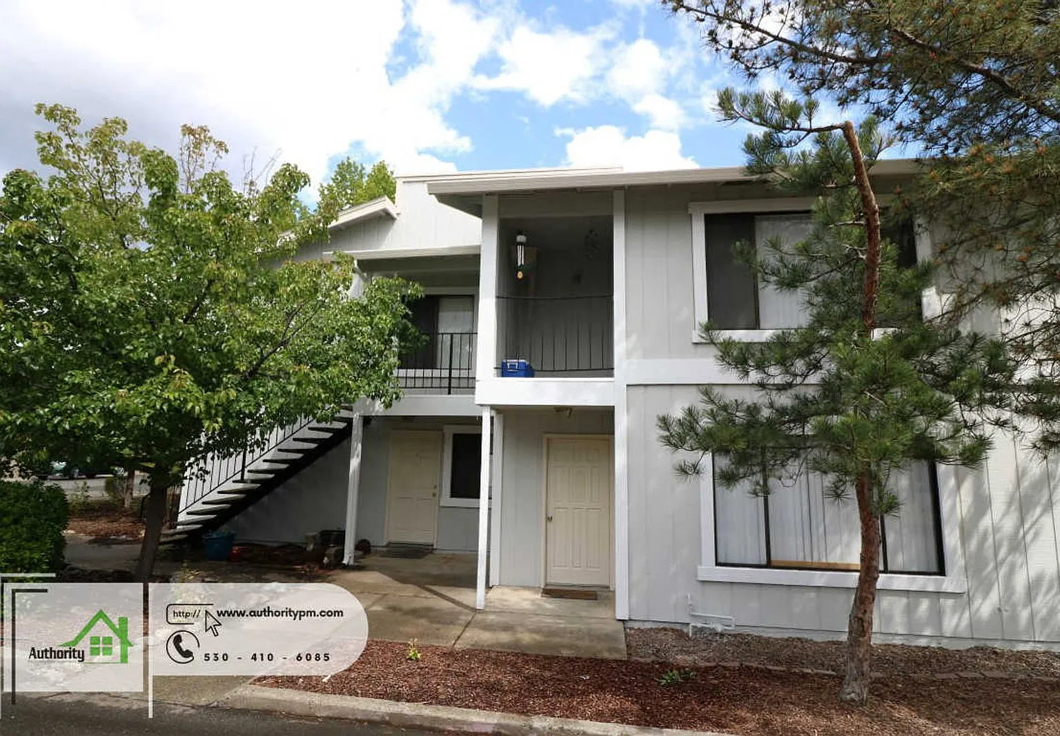 2 bed, 1.0 bath, 950 sqft, $1,295 — Photo 4