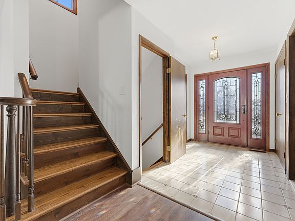 3rd image of 125 Hickory Ave #A